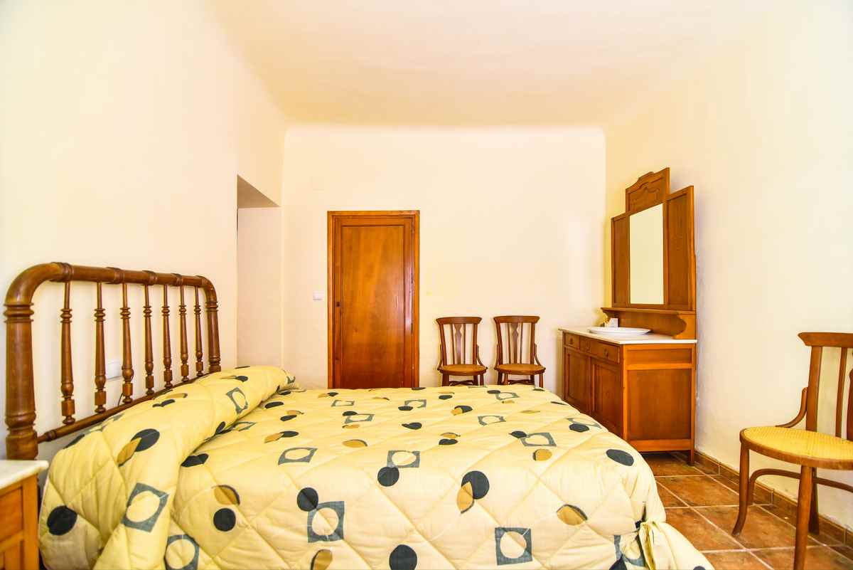 10 chambre Finca/Maison de Campagne à vendre à Encebras avec piscine - 2 250 000 € (Ref: 3611704)