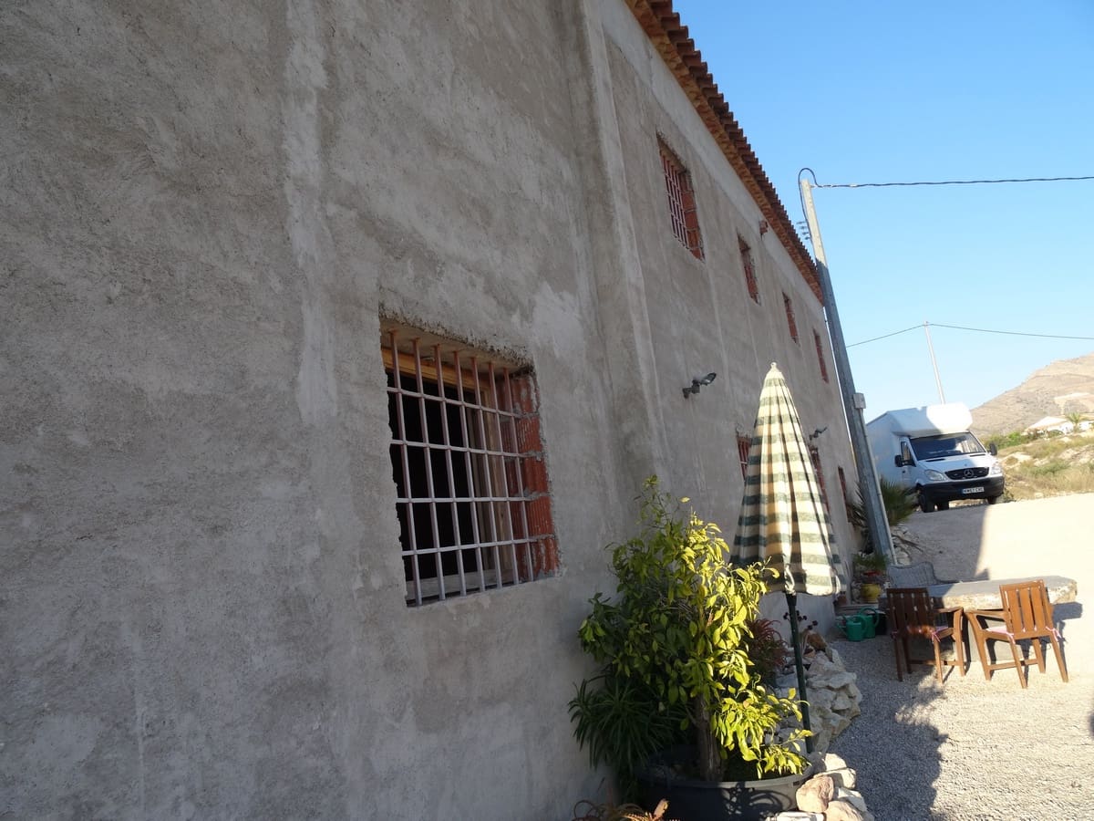 6 chambre Finca/Maison de Campagne à vendre à Barinas - 349 950 € (Ref: 3662174)