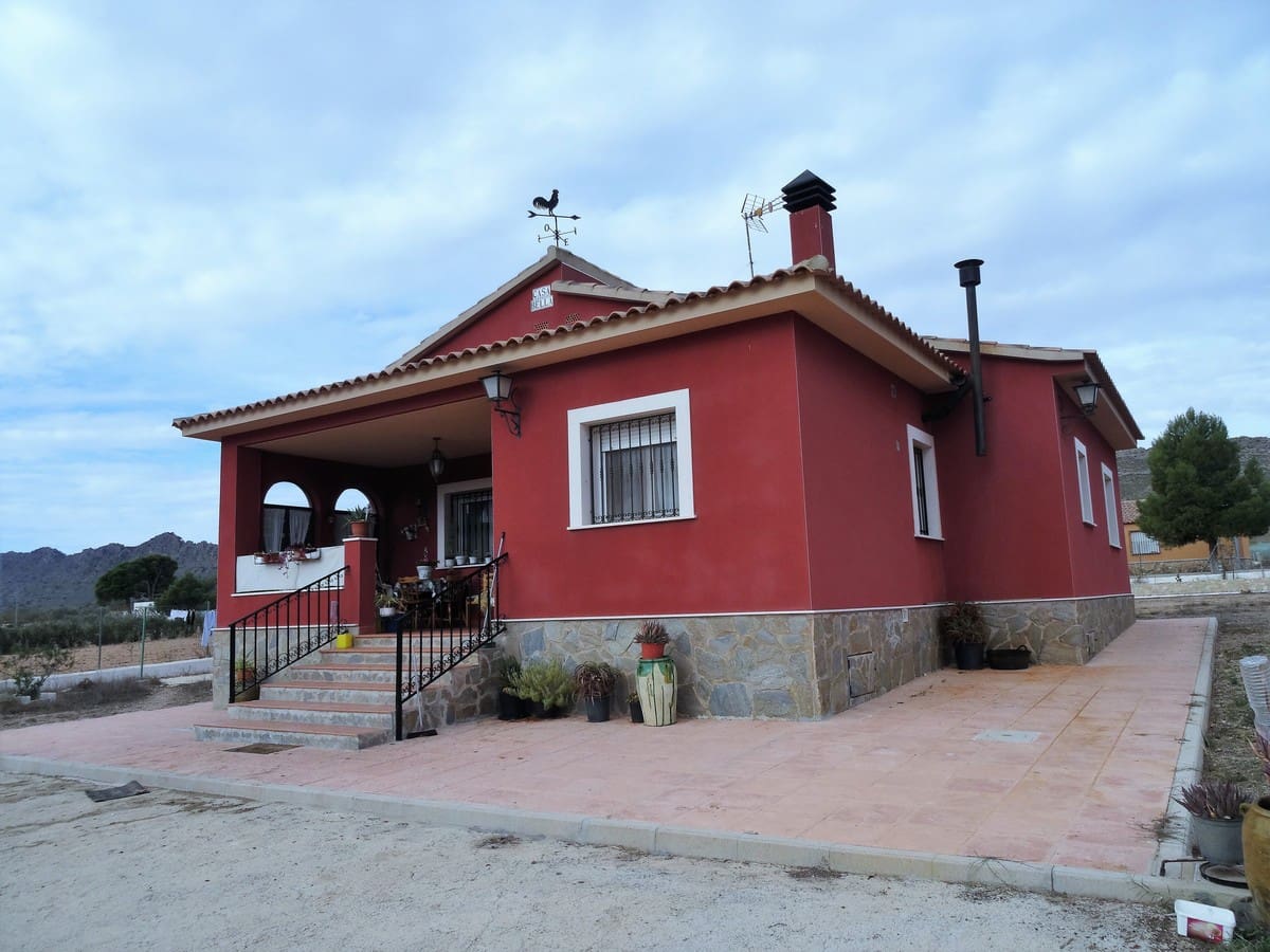 3 soveværelse Villa til salg i Yecla med swimmingpool - € 220.000 (Ref: 3668024)