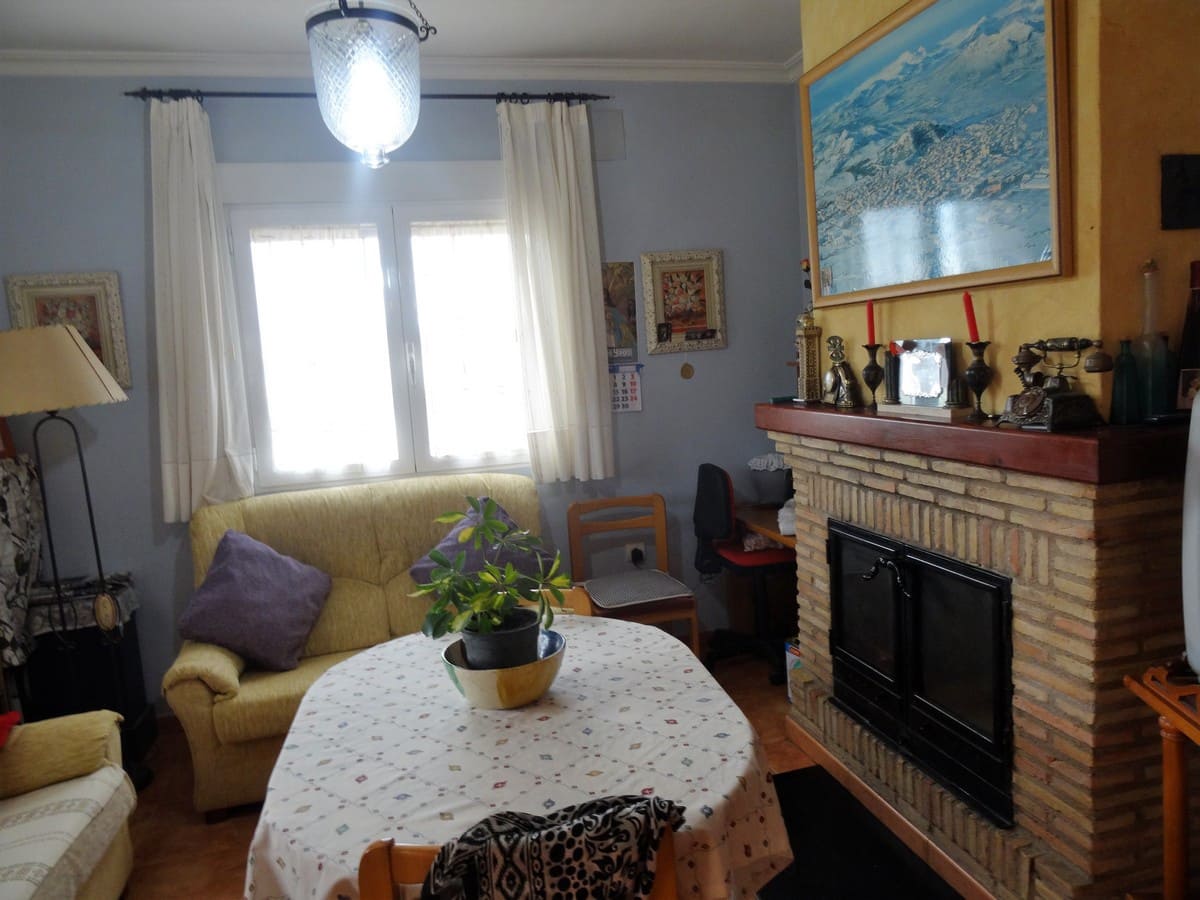 3 soveværelse Villa til salg i Yecla med swimmingpool - € 220.000 (Ref: 3668024)