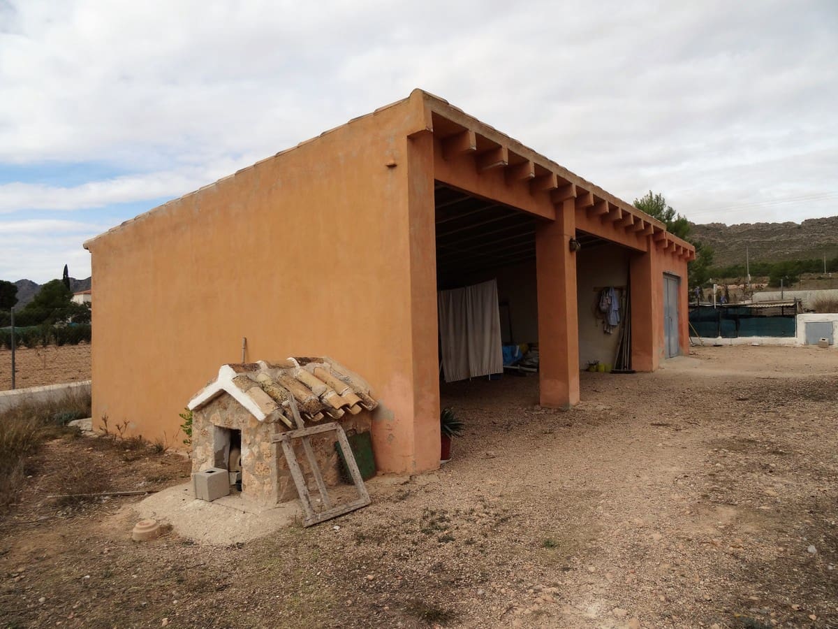 3 soveværelse Villa til salg i Yecla med swimmingpool - € 220.000 (Ref: 3668024)