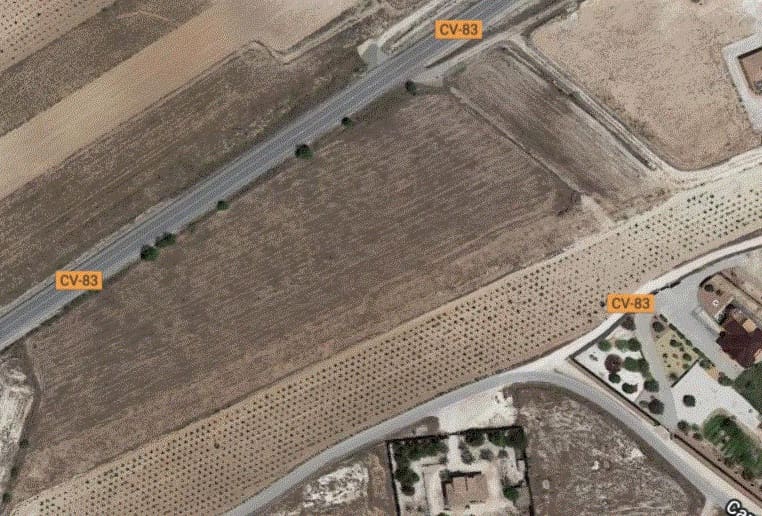 Teren niezagospodarowany na sprzedaż w Pinoso - 99 950 € (Ref: 3700512)