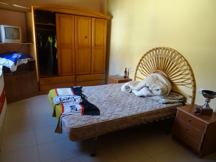 3 bedroom Townhouse for sale in Pinoso with pool - € 138,000 (Ref: 3803752)