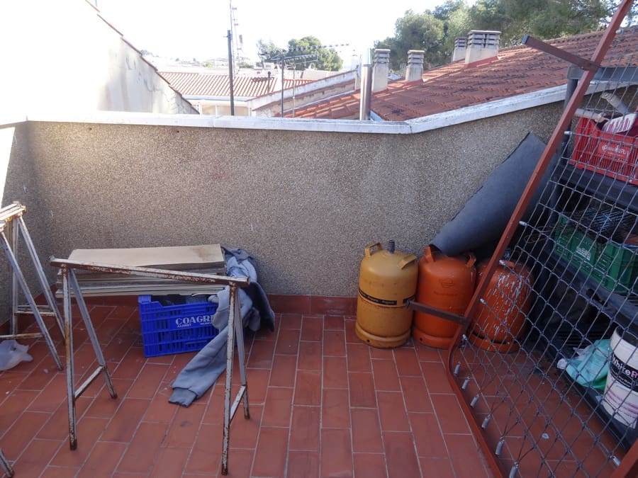 3 bedroom Townhouse for sale in Pinoso with pool - € 138,000 (Ref: 3803752)