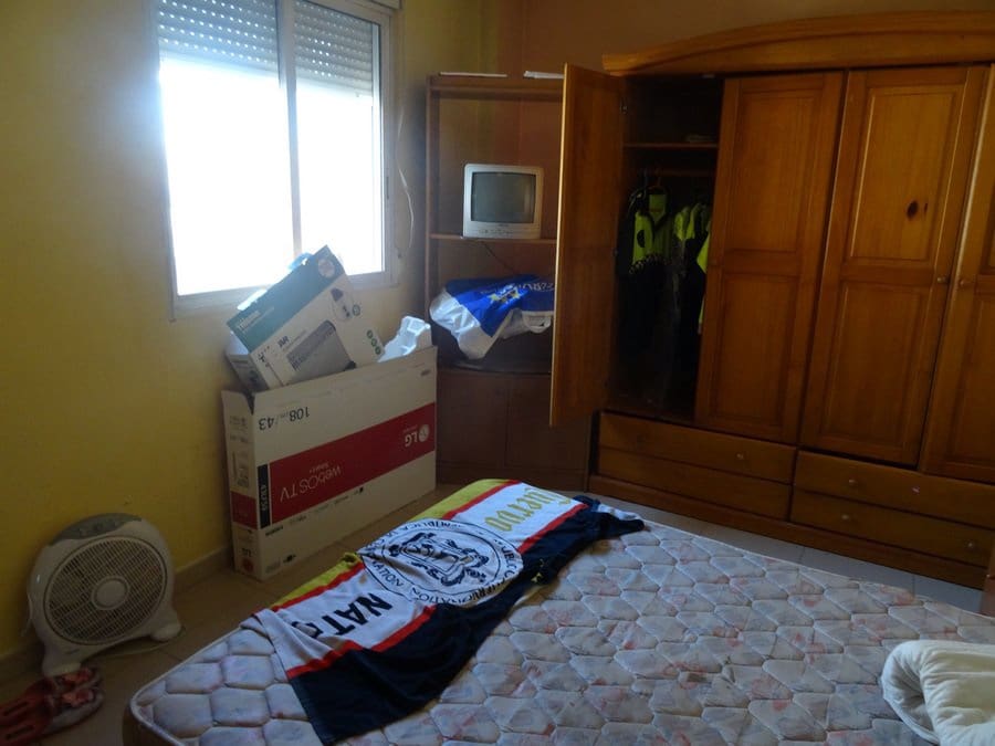 3 soveværelse Byhus til salg i Pinoso med swimmingpool - € 135.000 (Ref: 3803752)