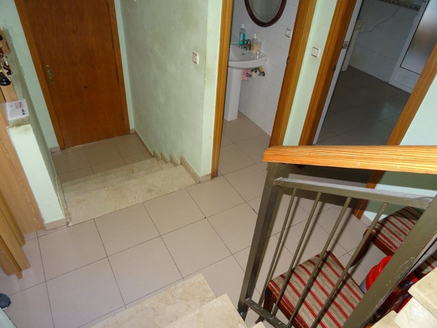 3 soveværelse Byhus til salg i Pinoso med swimmingpool - € 135.000 (Ref: 3803752)