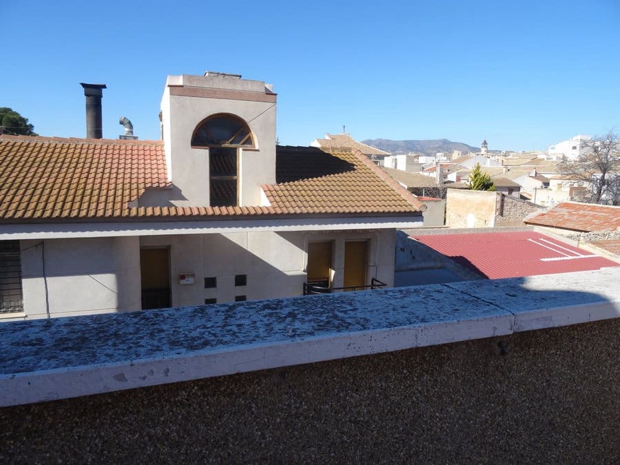 3 soveværelse Byhus til salg i Pinoso med swimmingpool - € 135.000 (Ref: 3803752)