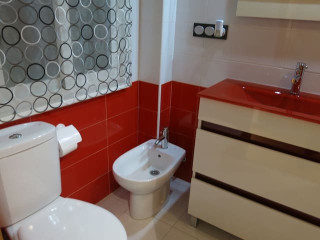 3 quarto Apartamento para venda em Pinoso com piscina - 84 000 € (Ref: 3859615)