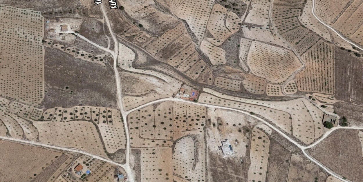 Rakentamaton maa myytävänä paikassa Pinoso - 38 000 € (Ref: 3884490)