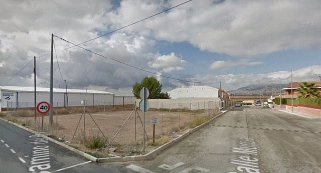 Undeveloped Land for sale in Pinoso - € 250,000 (Ref: 3969787)