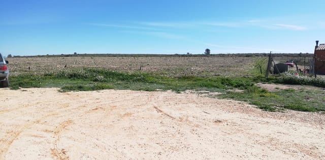 Grunde uden byggetilladelser til salg i Yecla - € 33.000 (Ref: 3976269)