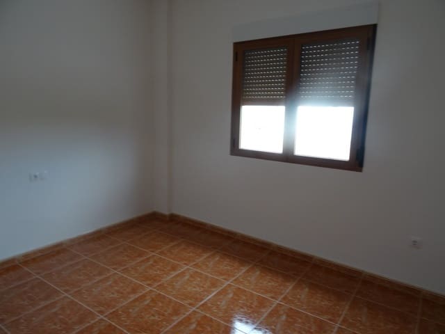 4 Zimmer Haus zu verkaufen in Pinoso mit Pool - 235.000 € (Ref: 4096477)