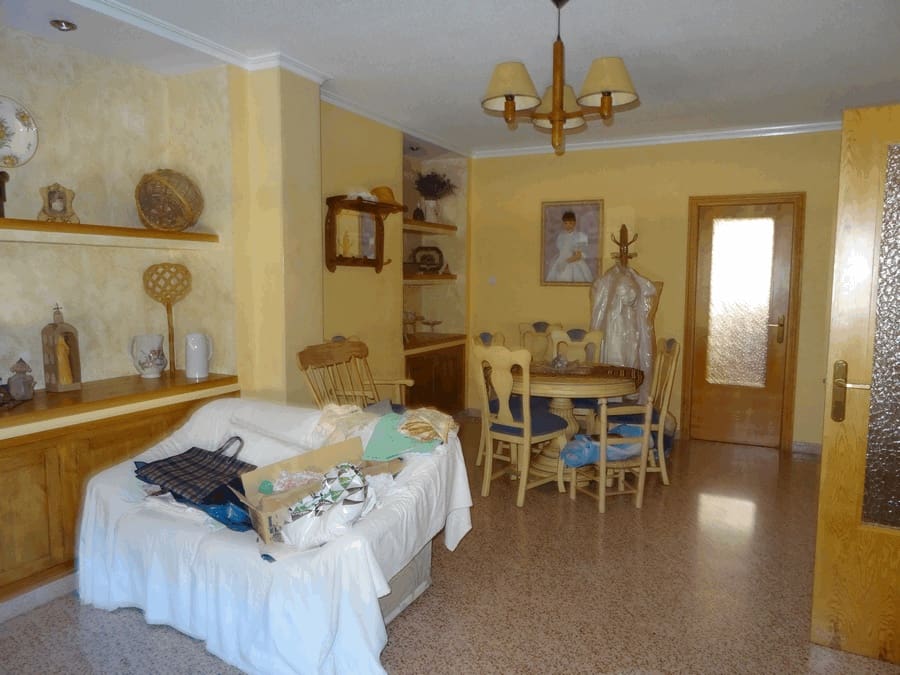 3 bedroom Townhouse for sale in Pinoso with pool - € 309,950 (Ref: 4107476)