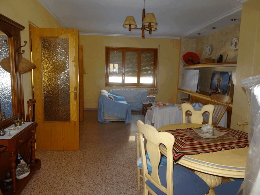 3 bedroom Townhouse for sale in Pinoso with pool - € 309,950 (Ref: 4107476)