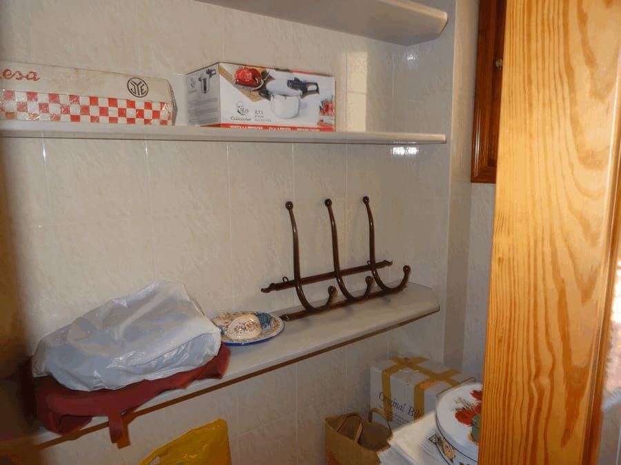 3 bedroom Townhouse for sale in Pinoso with pool - € 309,950 (Ref: 4107476)