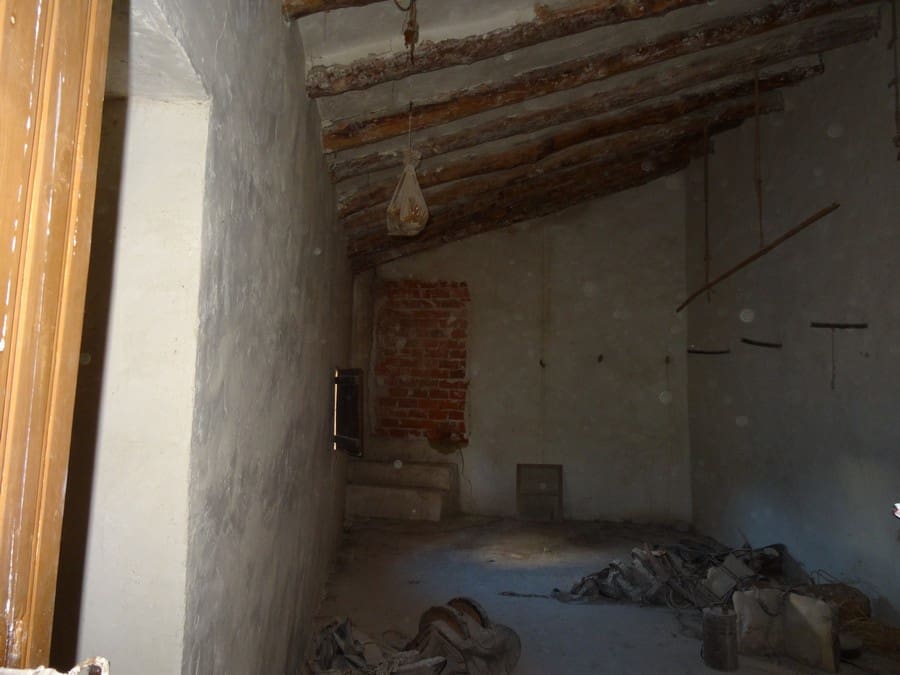 Hulehus til salg i Abanilla med swimmingpool - € 69.900 (Ref: 4165684)