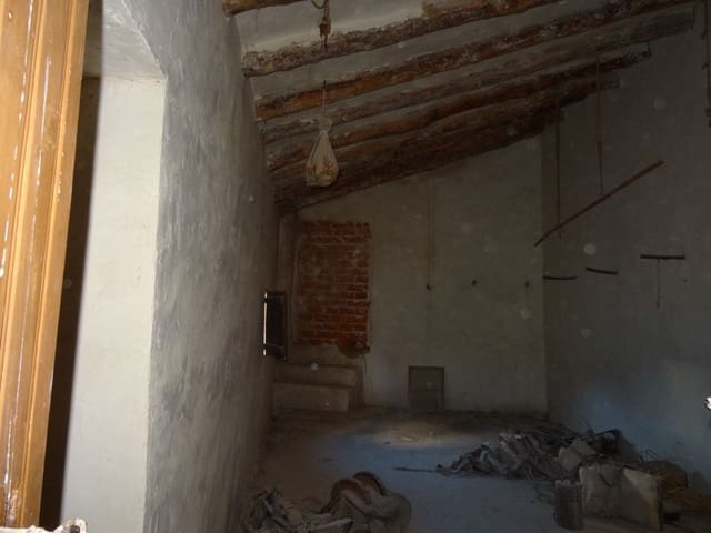 Hulehus til salg i Abanilla med swimmingpool - € 69.900 (Ref: 4165684)