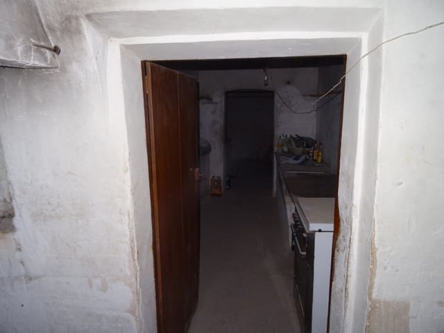 Hulehus til salg i Abanilla med swimmingpool - € 69.900 (Ref: 4165684)