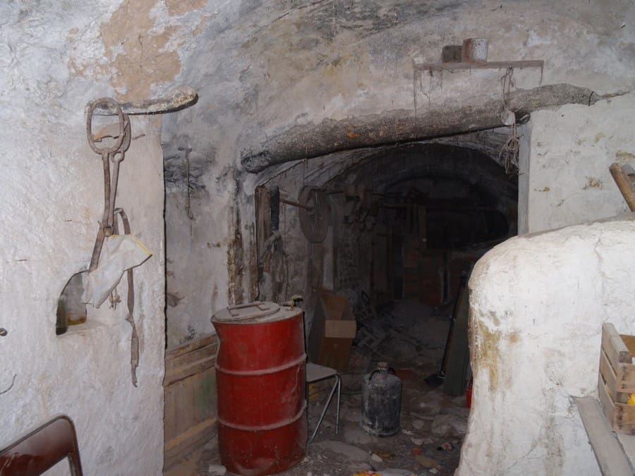 Hulehus til salg i Abanilla med swimmingpool - € 69.900 (Ref: 4165684)