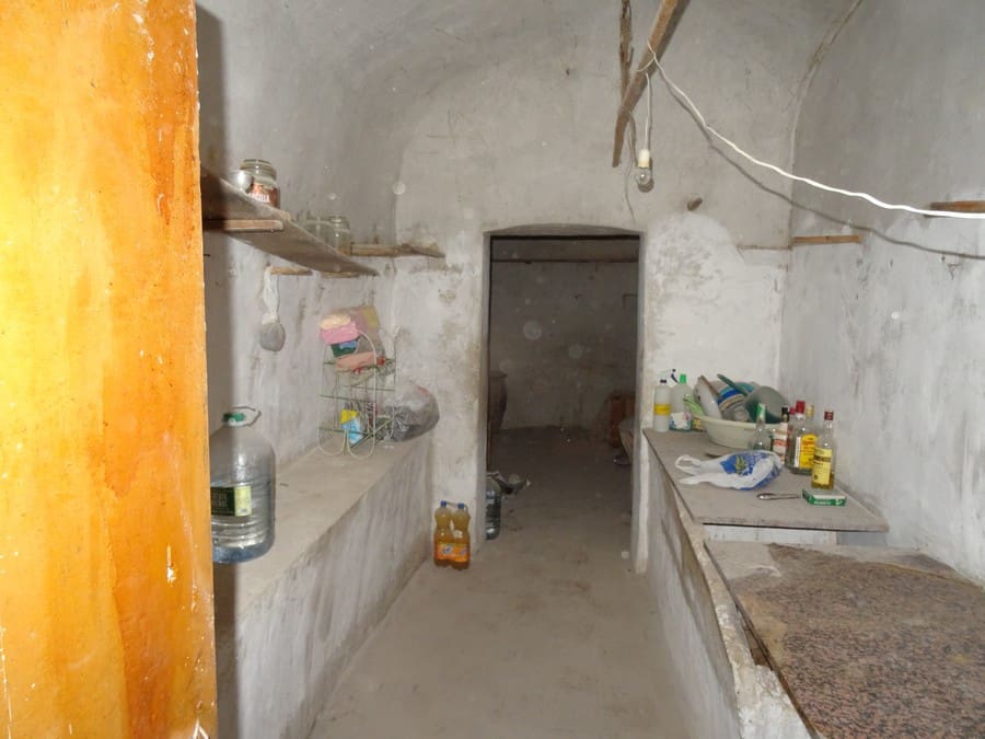 Hulehus til salg i Abanilla med swimmingpool - € 69.900 (Ref: 4165684)