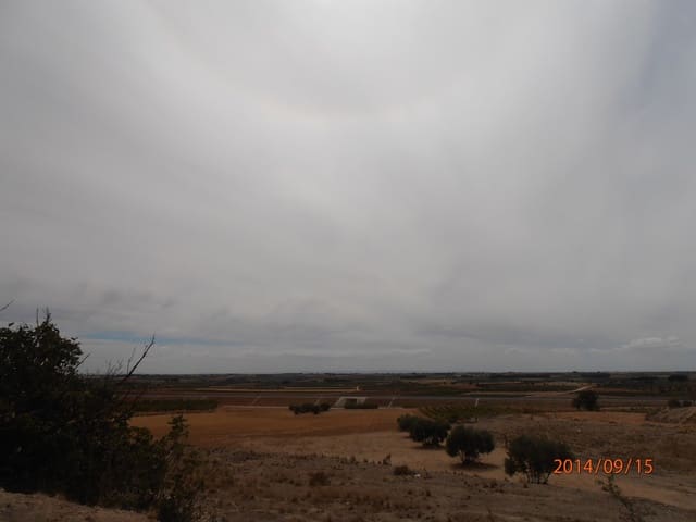 Undeveloped Land for sale in Madrigueras - € 150,000 (Ref: 4165692)