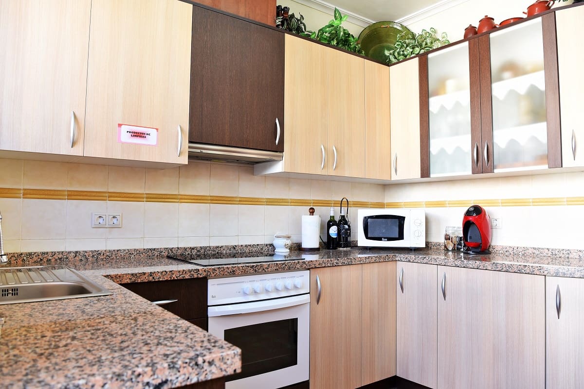 4 soveværelse Finca/Landehus til salg i La Alberquilla med swimmingpool - € 197.000 (Ref: 4443300)