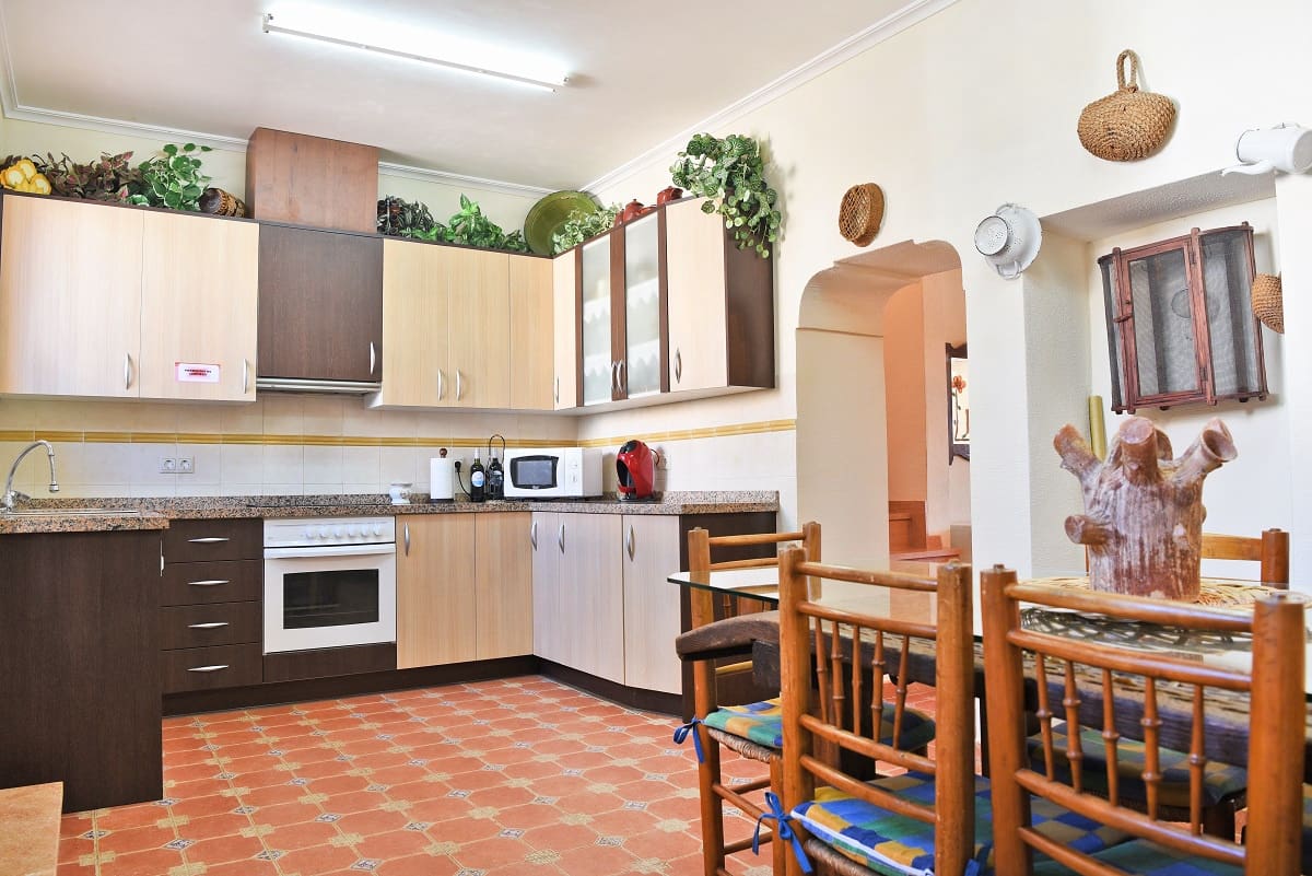 4 soveværelse Finca/Landehus til salg i La Alberquilla med swimmingpool - € 197.000 (Ref: 4443300)