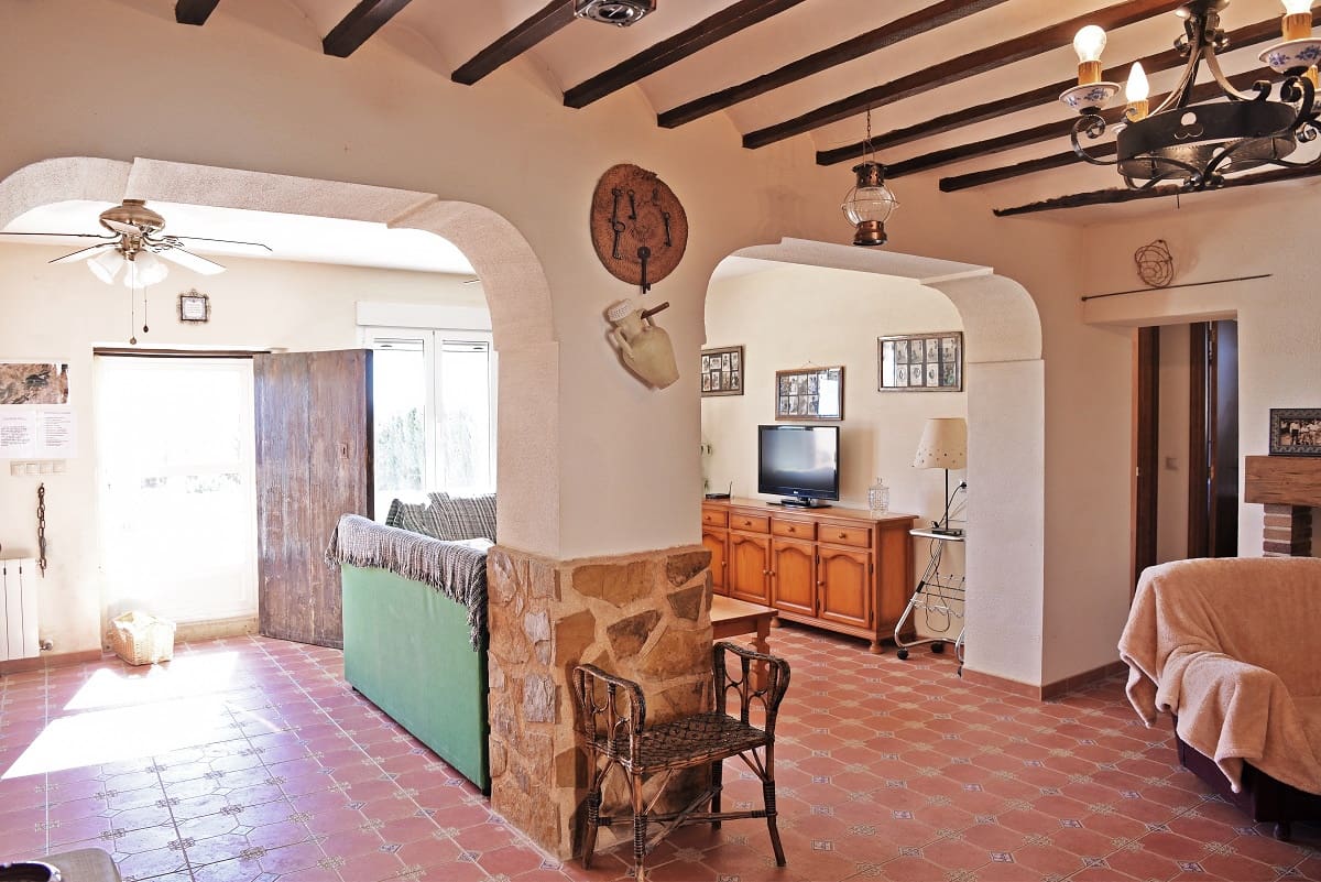 4 soveværelse Finca/Landehus til salg i La Alberquilla med swimmingpool - € 197.000 (Ref: 4443300)