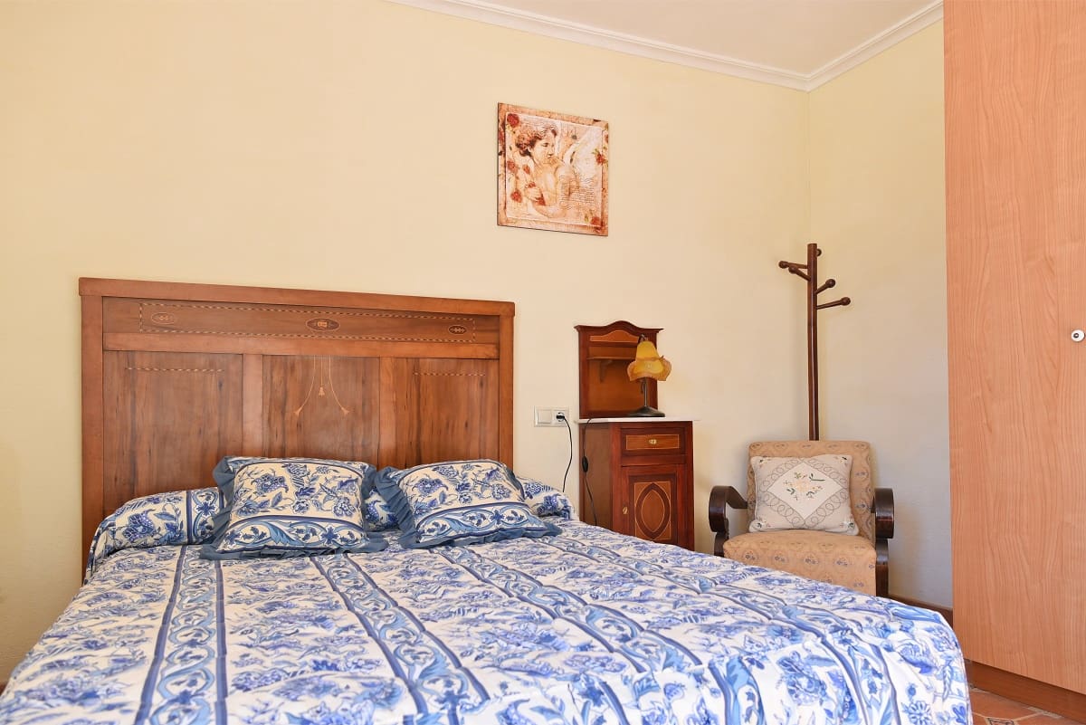 4 soveværelse Finca/Landehus til salg i La Alberquilla med swimmingpool - € 197.000 (Ref: 4443300)