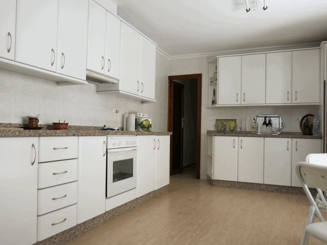 3 soverom Hus til salgs i Pinoso med svømmebasseng - € 364 000 (Ref: 4878056)