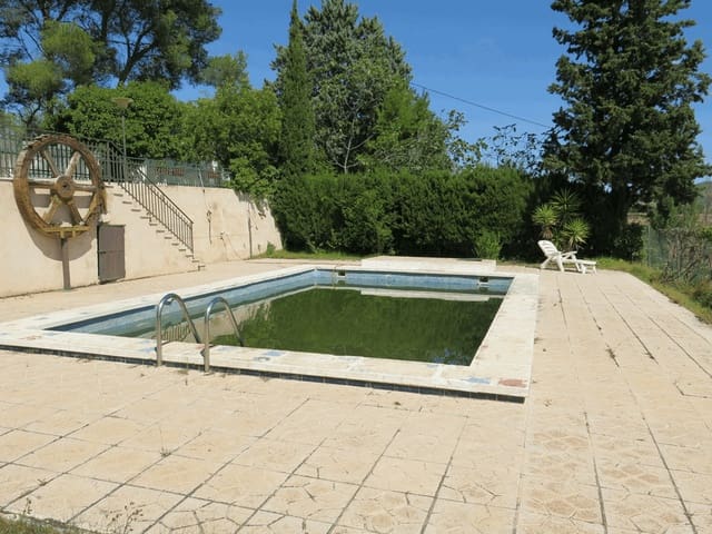 6 bedroom Finca/Country House for sale in Pinoso with pool - € 500,000 (Ref: 4878057)