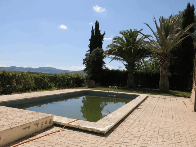 6 bedroom Finca/Country House for sale in Pinoso with pool - € 500,000 (Ref: 4878057)