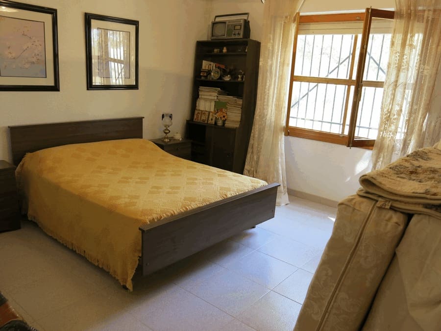 6 bedroom Finca/Country House for sale in Pinoso with pool - € 500,000 (Ref: 4878057)