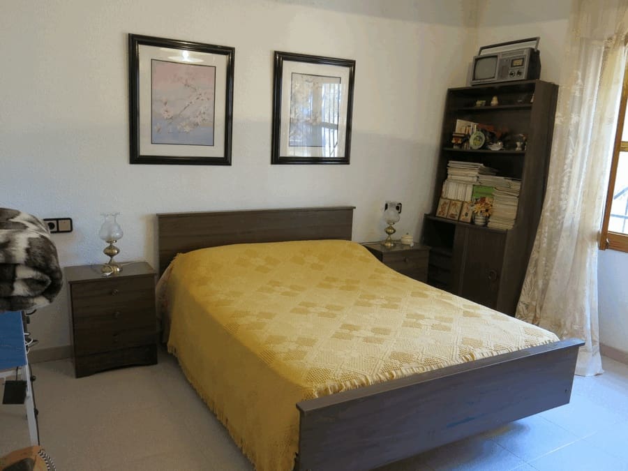 6 bedroom Finca/Country House for sale in Pinoso with pool - € 500,000 (Ref: 4878057)