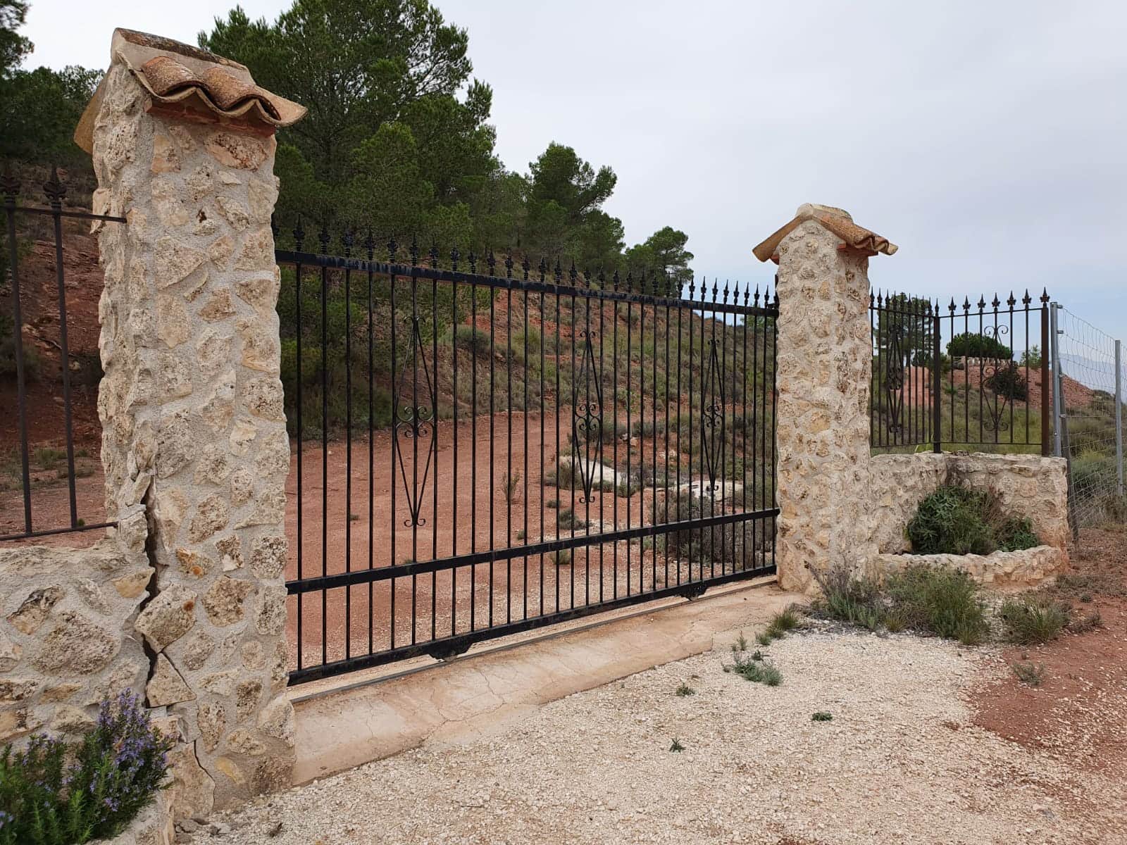 Undeveloped Land for sale in Pinoso - € 65,000 (Ref: 4878081)