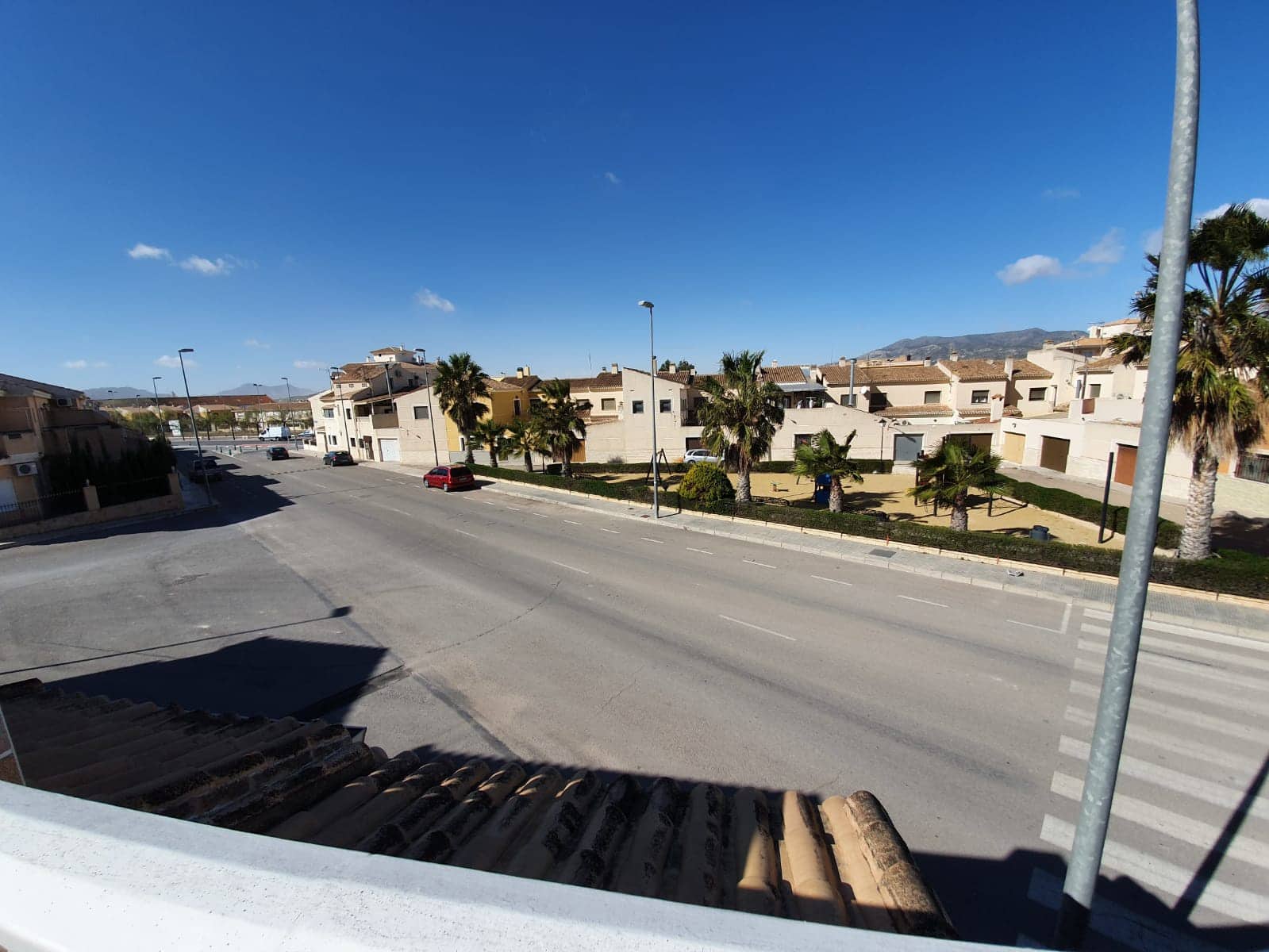 3 bedroom Townhouse for sale in Pinoso with pool - € 175,000 (Ref: 5139473)