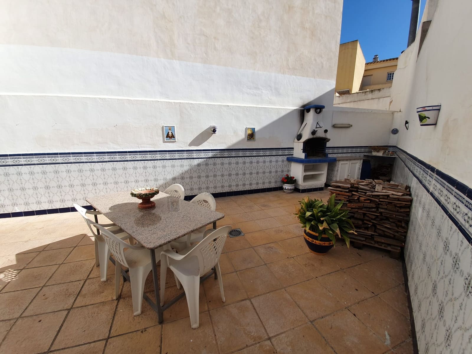 3 bedroom Townhouse for sale in Pinoso with pool - € 175,000 (Ref: 5139473)