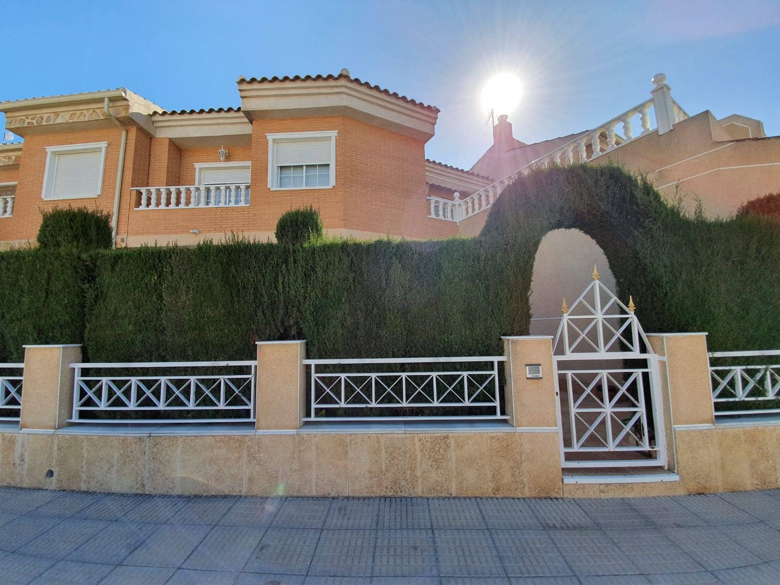 3 bedroom Townhouse for sale in Pinoso with pool - € 175,000 (Ref: 5139473)