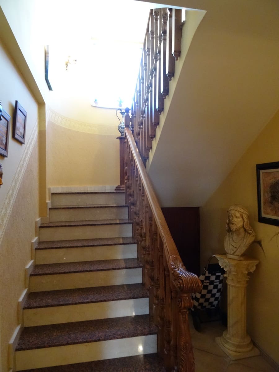 5 soveværelse Byhus til salg i Caudete med swimmingpool - € 315.000 (Ref: 5225961)