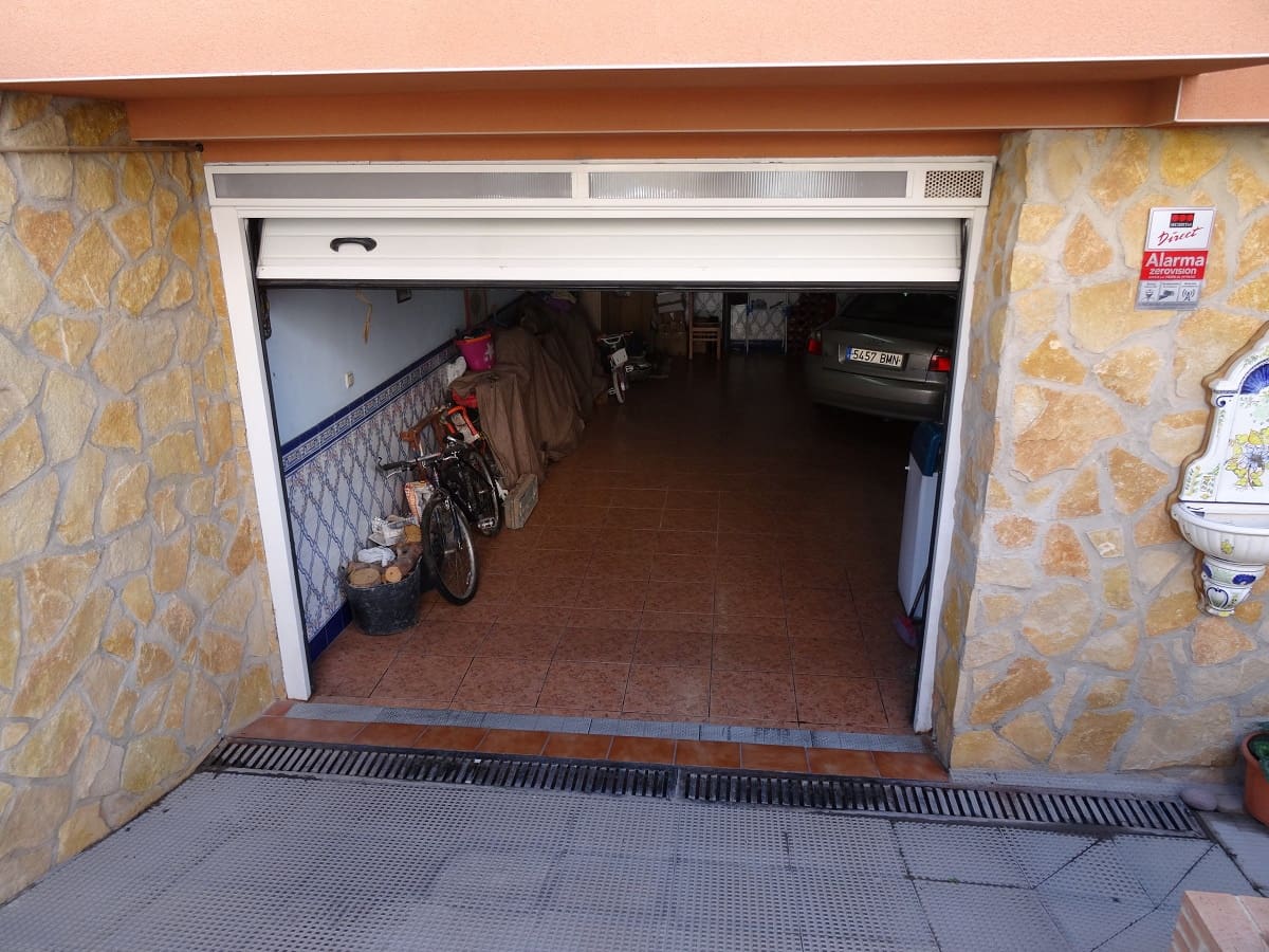 5 soveværelse Byhus til salg i Caudete med swimmingpool - € 315.000 (Ref: 5225961)