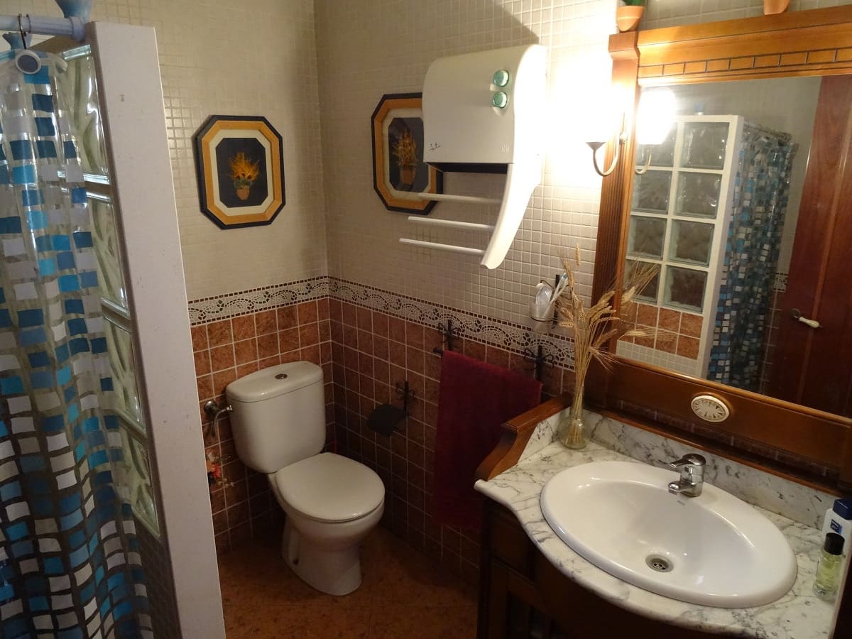 5 soveværelse Byhus til salg i Caudete med swimmingpool - € 315.000 (Ref: 5225961)