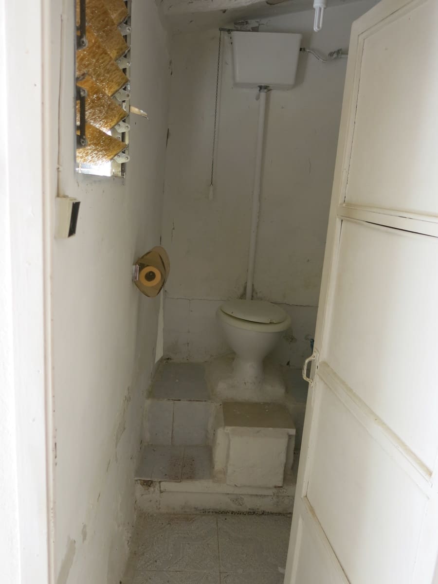 4 bedroom Finca/Country House for sale in Pinoso with pool - € 75,000 (Ref: 5421054)