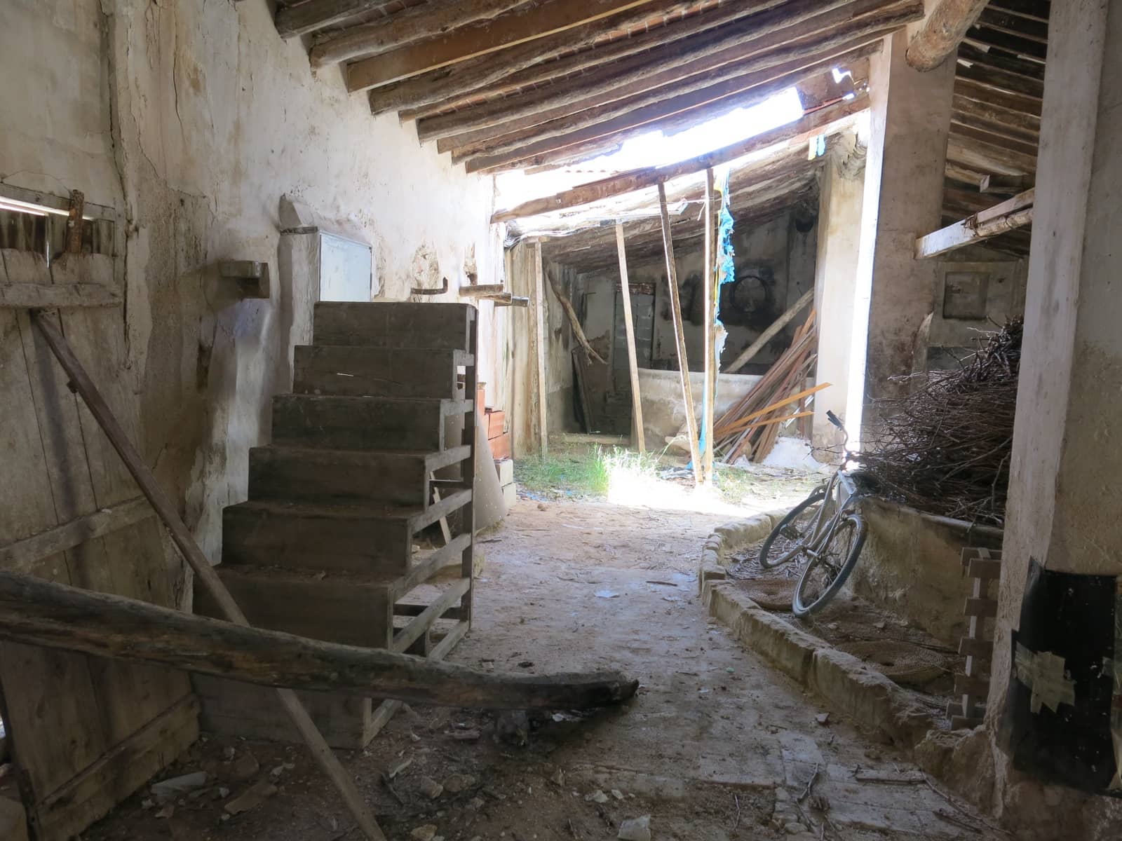 4 bedroom Finca/Country House for sale in Pinoso with pool - € 75,000 (Ref: 5421054)