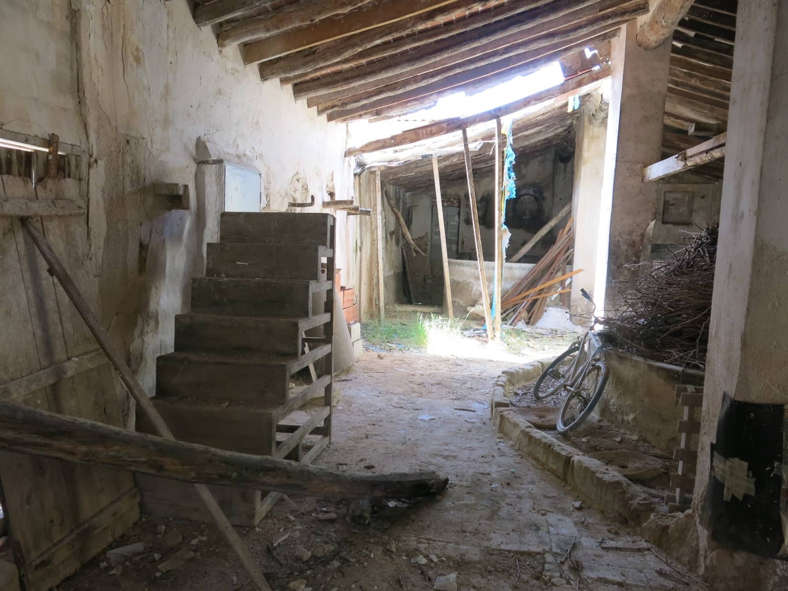 4 slaapkamer Finca/Landhuis te koop in Pinoso met zwembad - € 75.000 (Ref: 5421054)