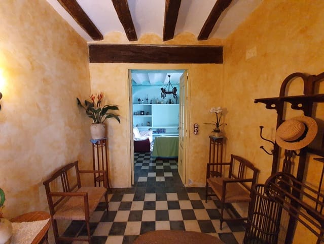 5 bedroom Finca/Country House for sale in Yecla with pool - € 165,000 (Ref: 5636033)