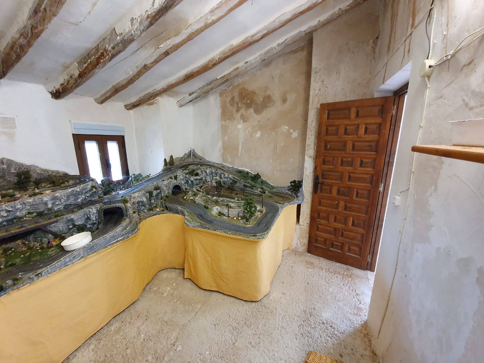 5 bedroom Finca/Country House for sale in Yecla with pool - € 165,000 (Ref: 5636033)