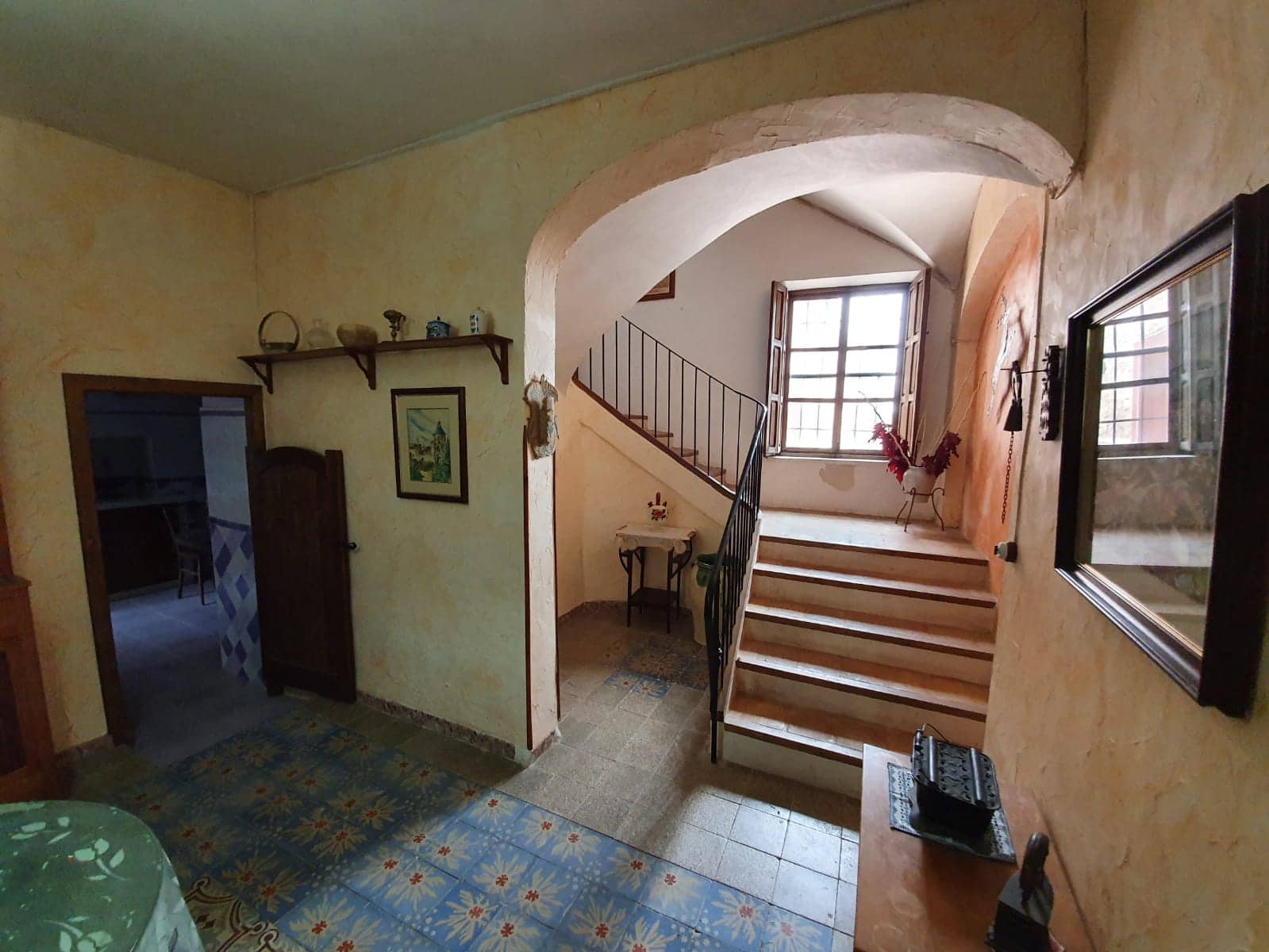 5 bedroom Finca/Country House for sale in Yecla with pool - € 165,000 (Ref: 5636033)