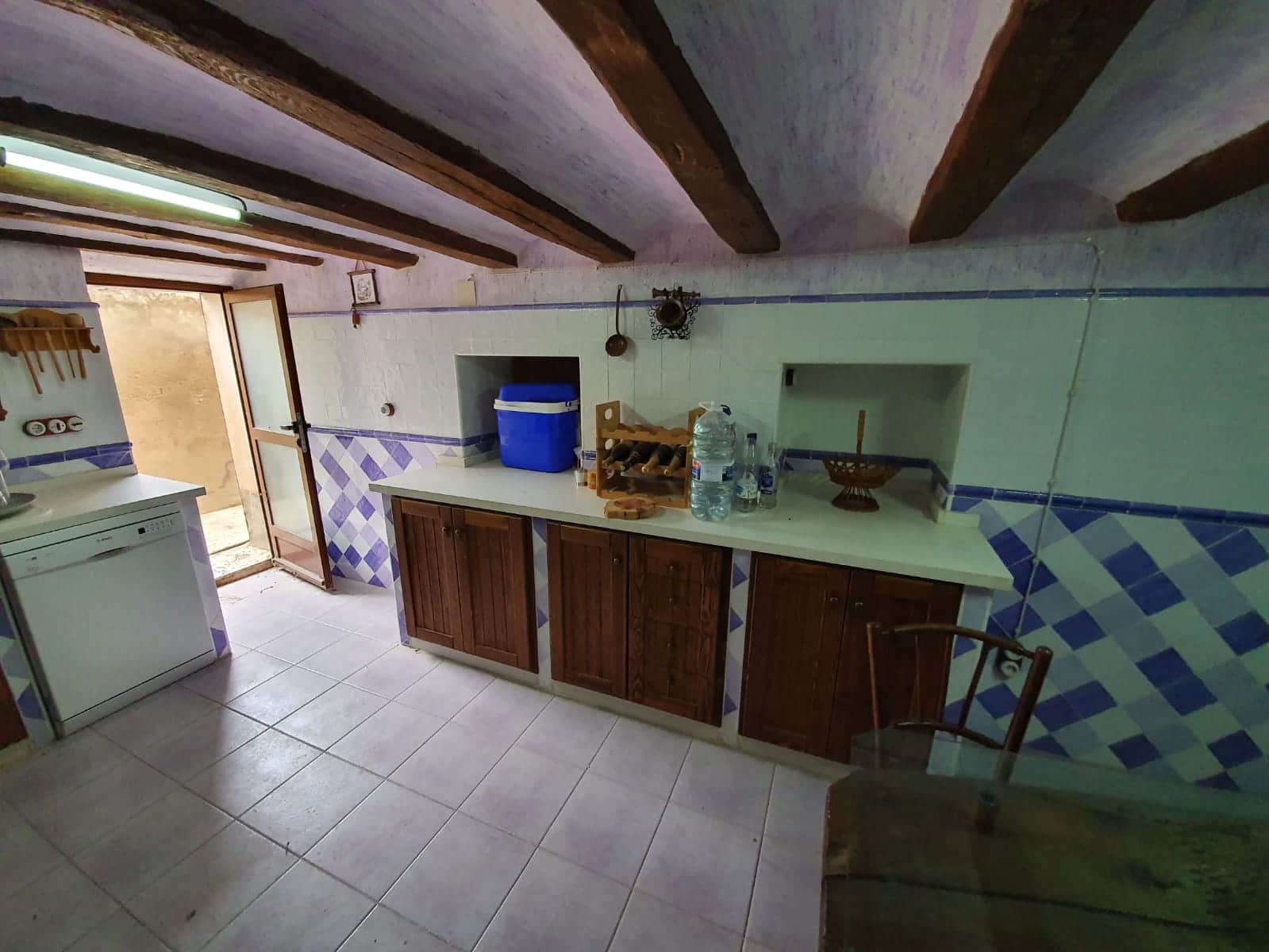 5 bedroom Finca/Country House for sale in Yecla with pool - € 165,000 (Ref: 5636033)