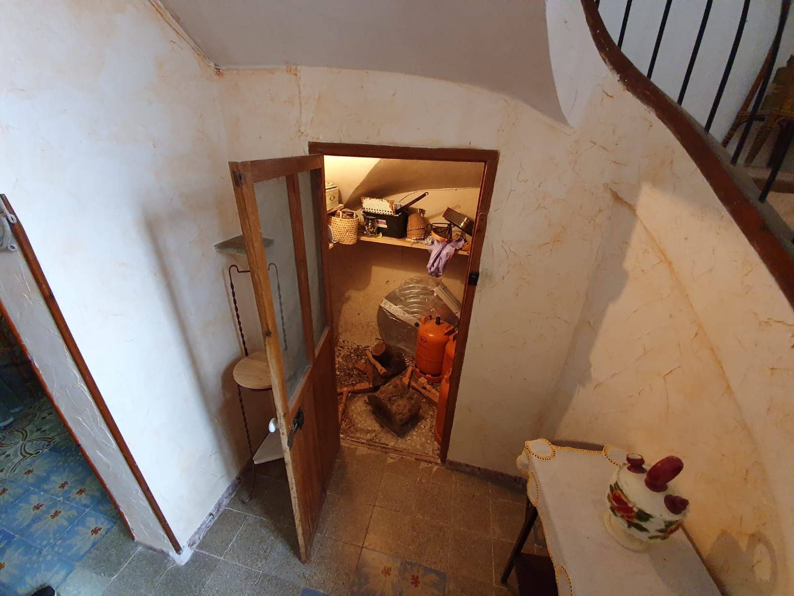 5 bedroom Finca/Country House for sale in Yecla with pool - € 165,000 (Ref: 5636033)