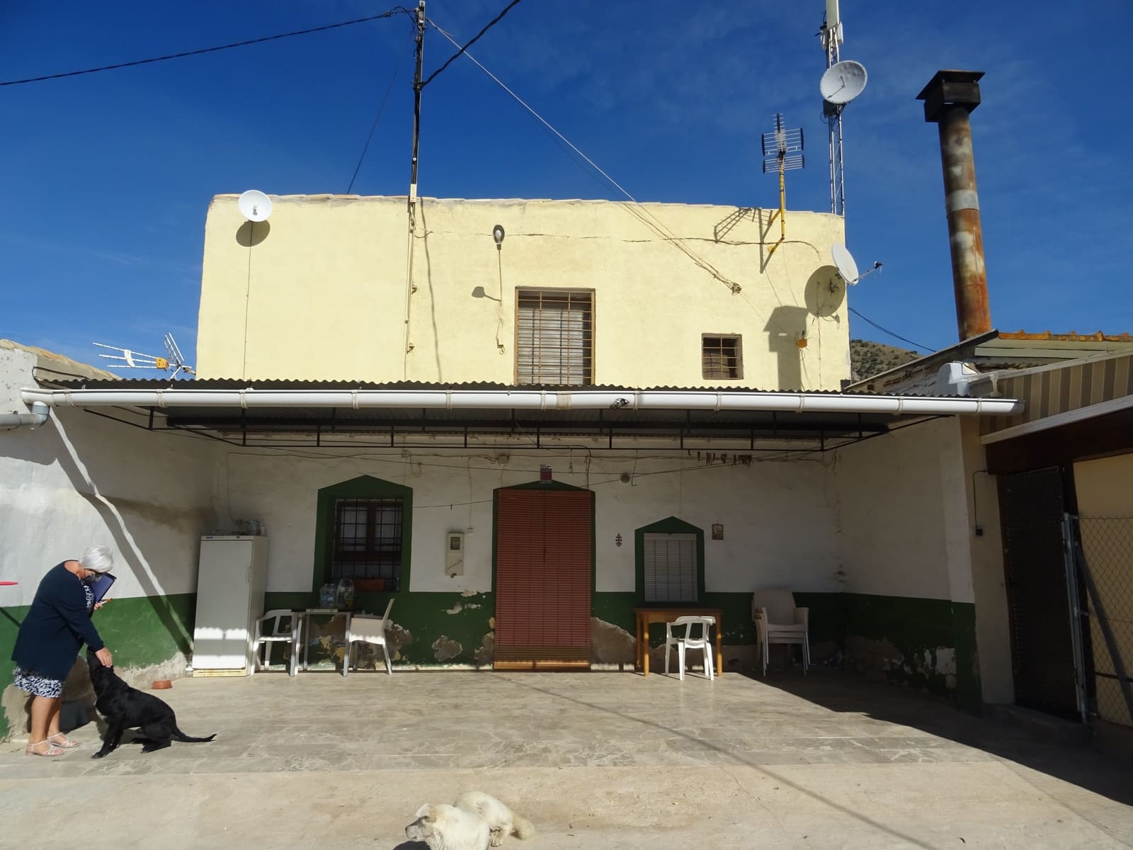 4 bedroom Finca/Country House for sale in Jumilla with pool - € 79,950 (Ref: 5703114)